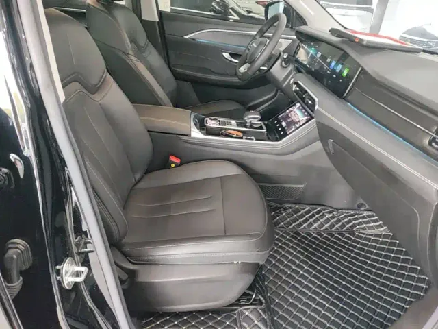 Jetour X90 — Фото автомобиля 24
