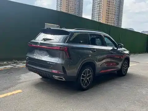 Changan CS75 Plus — Фото автомобиля 6