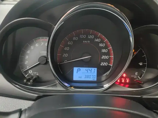 Toyota Vios FS — Фото автомобиля 14