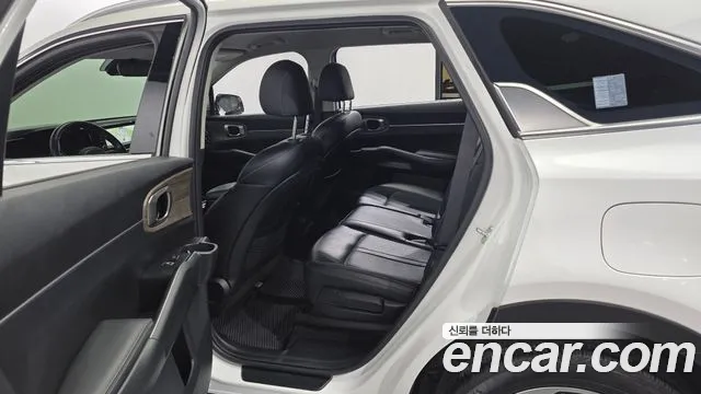 Kia Sorento Sorento 4-е поколение Дизель 2.2 2WD — Фото автомобиля 10