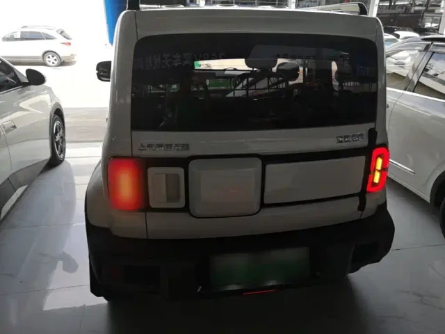 Baojun Yep — Фото автомобиля 5