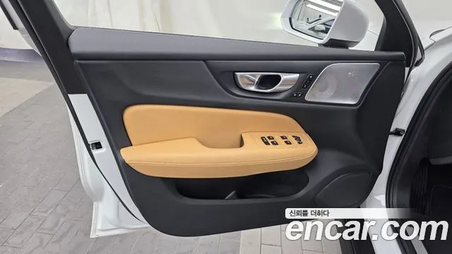 Вольво V60 V60 Cross Country 2 поколение B5 Ultimate AWD — Фото автомобиля 8