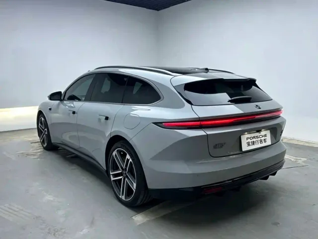 Nio ET5 Touring — Фото автомобиля 5