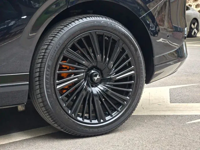 Xpeng G9 — Фото автомобиля 10