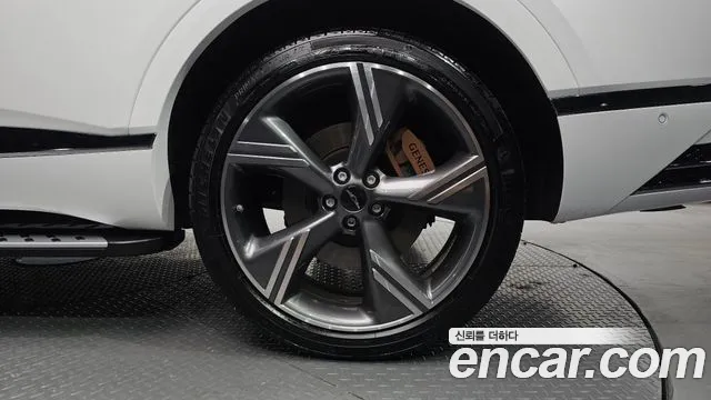 Genesis GV80 — Фото автомобиля 6