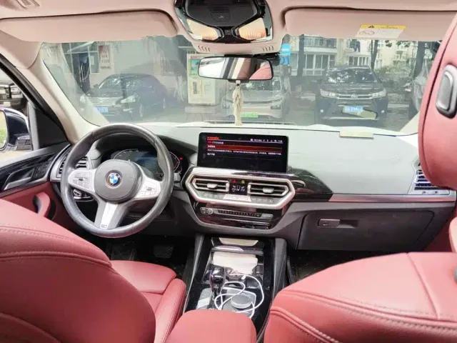 BMW X3 — Фото автомобиля 12