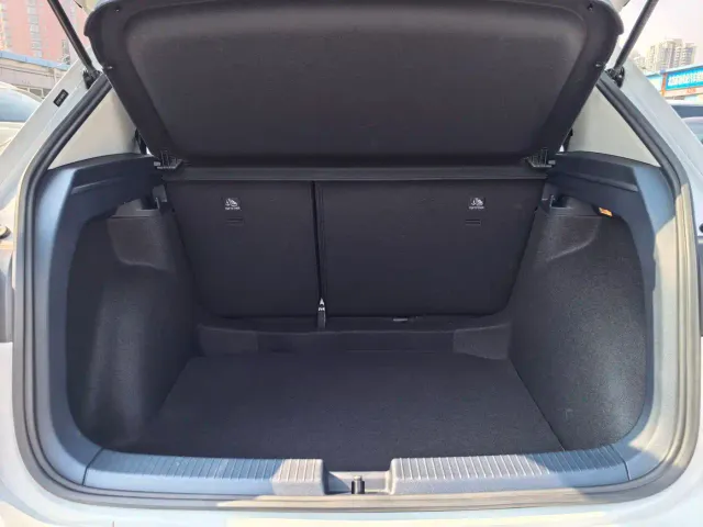 Volkswagen Tharu — Фото автомобиля 8