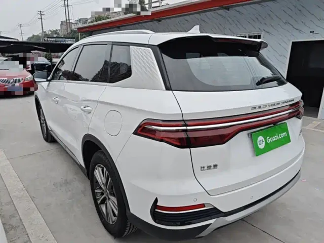BYD Song Pro — Фото автомобиля 4
