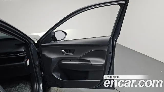Hyundai Kona — Фото автомобиля 13