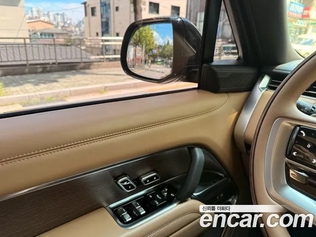 Land Rover Range Rover — Фото автомобиля 16