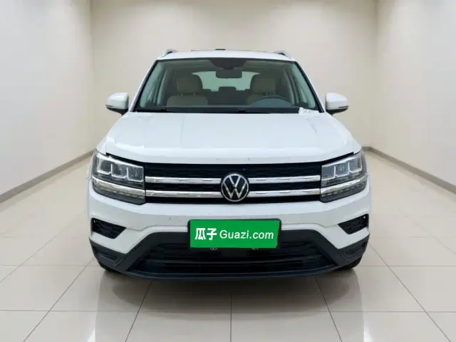 Volkswagen Tharu — Фото автомобиля 23