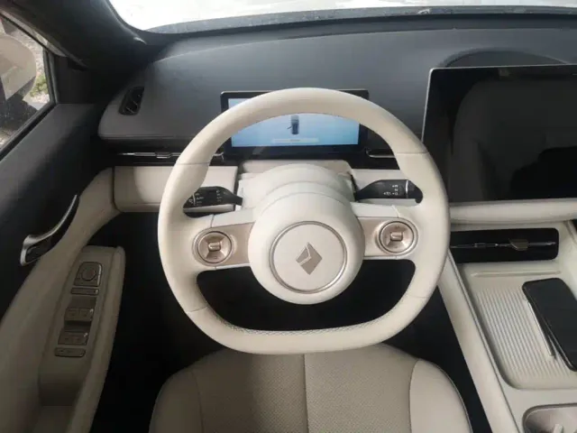 Baojun Baojun Yunhai 2024 140km Plug-in Hybrid — Фото автомобиля 10