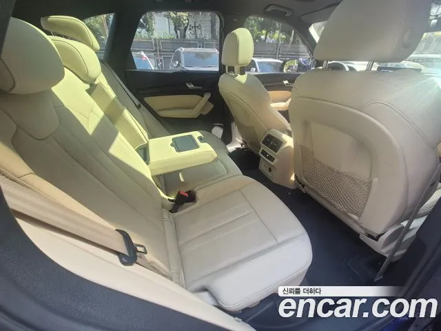Audi Q5 FY — Фото автомобиля 12