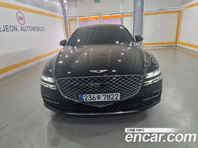 Фотография автомобиля — Genesis G80 RG3