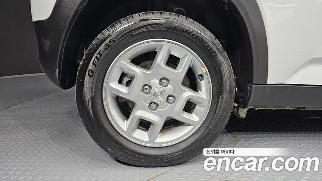 Hyundai Casper Electric — Фото автомобиля 5