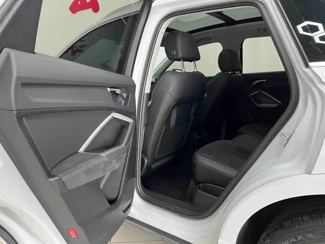 Audi Q3 — Фото автомобиля 15