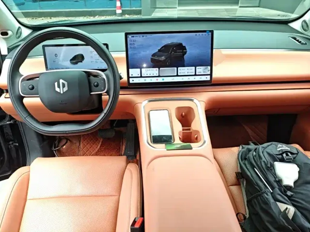 Leapmotor C16 — Фото автомобиля 13