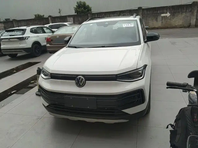 Volkswagen Tharu — Фото автомобиля 2
