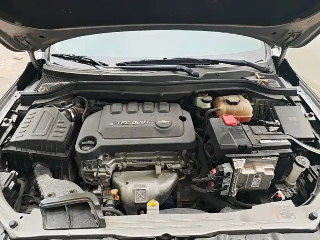 Chevrolet Monza — Фото автомобиля 19