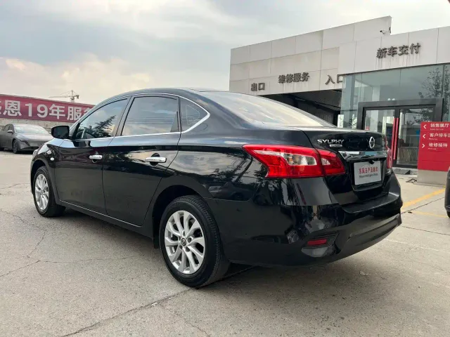 Nissan Sylphy — Фото автомобиля 4
