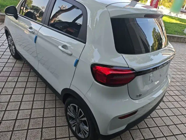 Leapmotor T03 — Фото автомобиля 4