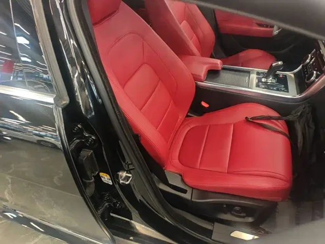 Jaguar XEL — Фото автомобиля 24