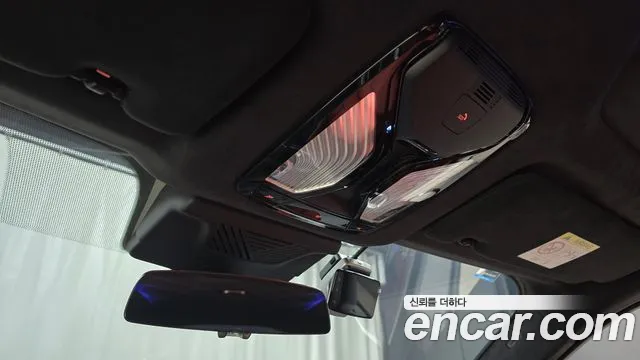 BMW XM — Фото автомобиля 26