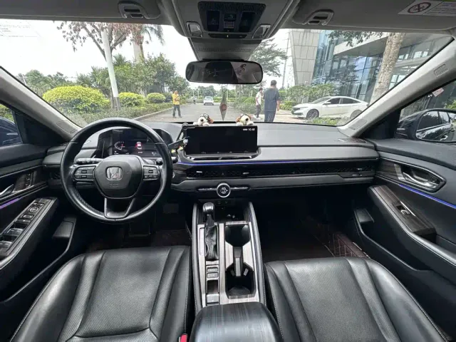 Honda Accord — Фото автомобиля 4