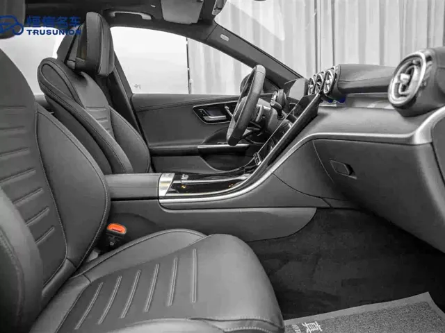 Mercedes-Benz C-Class — Фото автомобиля 15