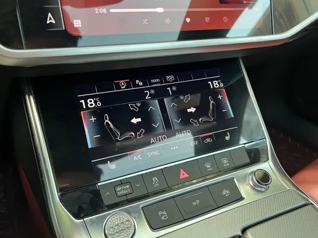 Audi A7L — Фото автомобиля 11
