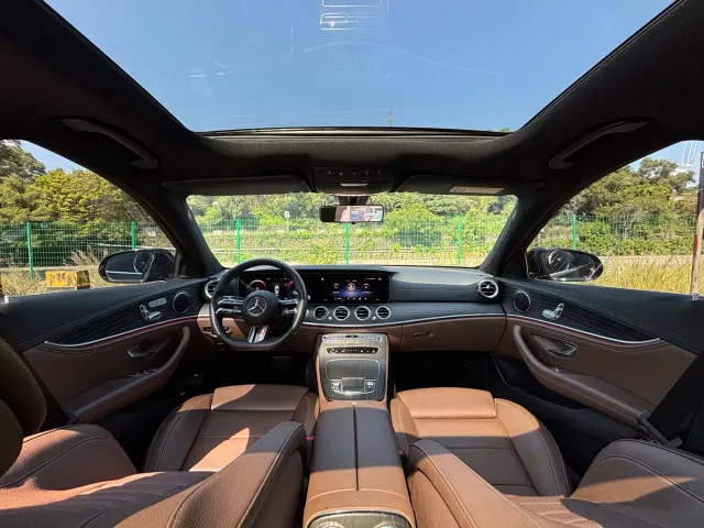 Mercedes-Benz E-Class — Фото автомобиля 11