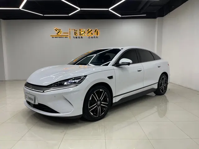 Фотография автомобиля — BYD Qin L