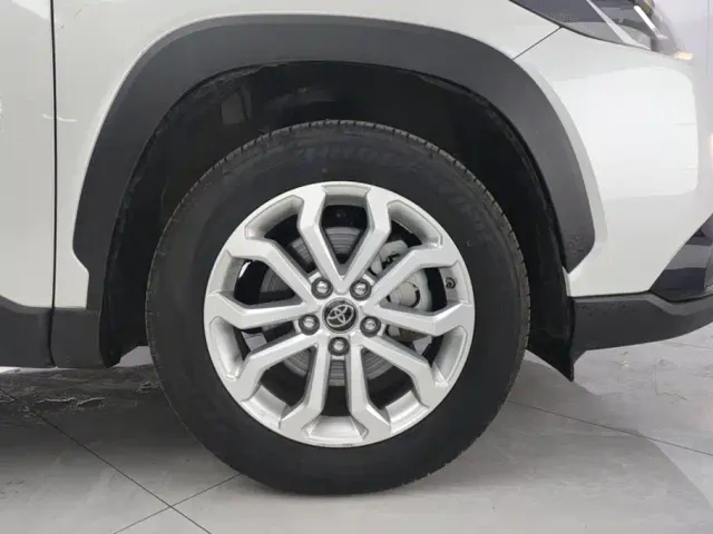 Toyota Frontlander — Фото автомобиля 6