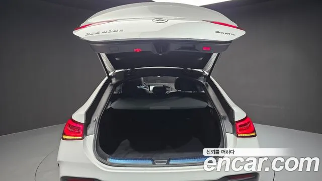Mercedes-Benz GLE-Class — Фото автомобиля 18