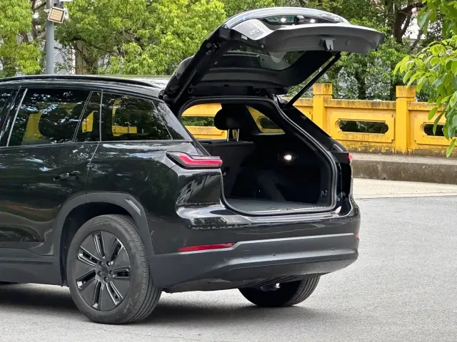 Nio ES7 — Фото автомобиля 5