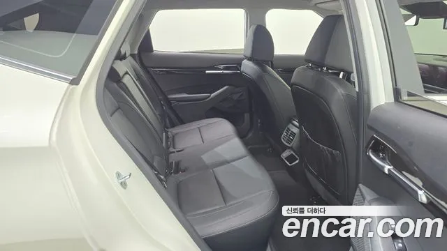Kia Seltos New — Фото автомобиля 19