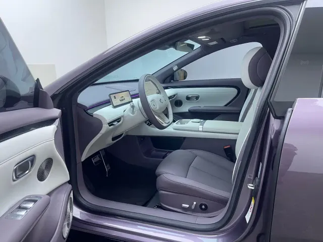 Changan Qiyuan A06 — Фото автомобиля 11