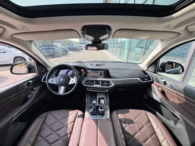 BMW X5 — Фото автомобиля 12