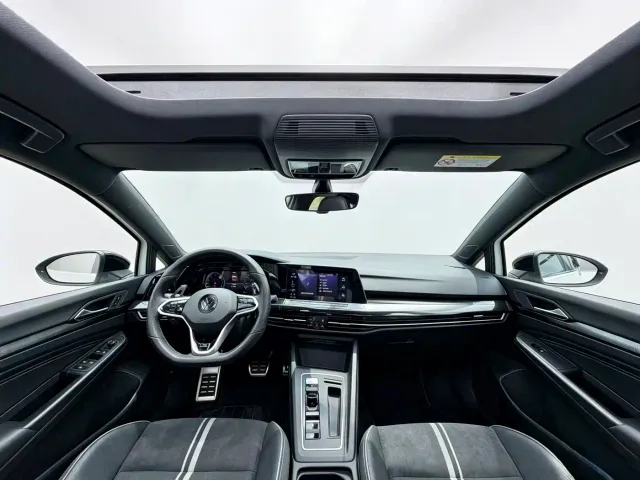 Volkswagen Golf — Фото автомобиля 11