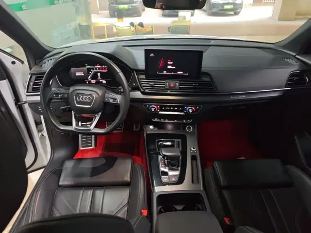 Audi Q5L — Фото автомобиля 9