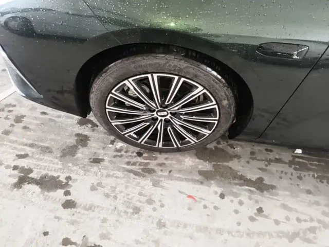 Geely Galaxy Xingyao 8 — Фото автомобиля 22