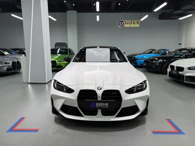 BMW M4 — Фото автомобиля 2
