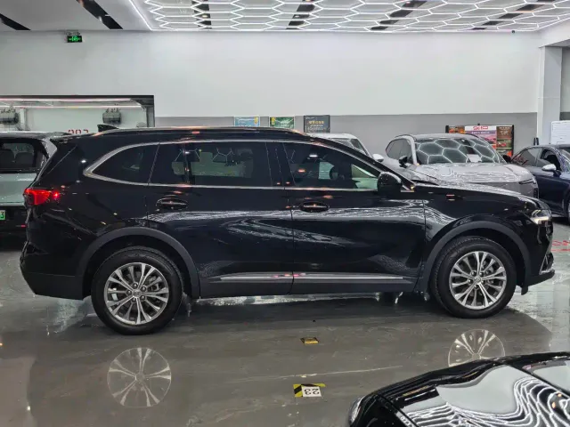 Buick Envision Plus — Фото автомобиля 4