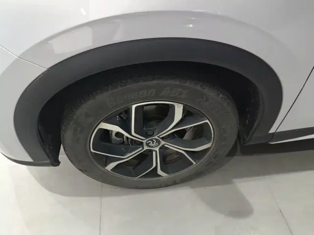 BYD Yuan PLUS — Фото автомобиля 22