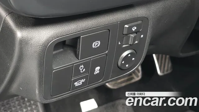 Hyundai Ioniq6 Long Range AWD — Фото автомобиля 25