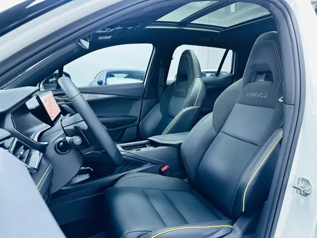 Lynk & Co 06 — Фото автомобиля 10