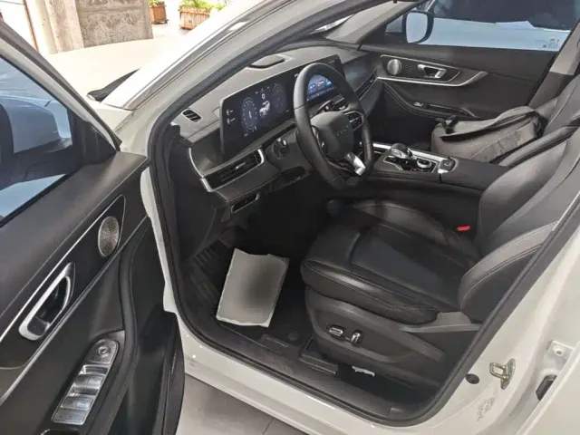 Chery Tiggo 8 PLUS — Фото автомобиля 15