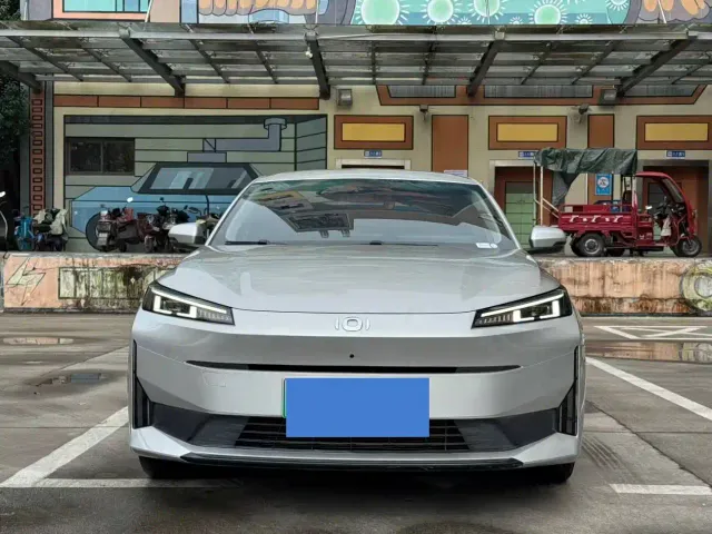 Changan Qiyuan A05 — Фото автомобиля 2