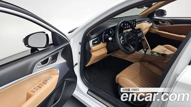 Genesis G70 New — Фото автомобиля 15