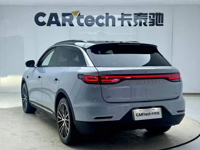 Leapmotor C11 — Фото автомобиля 3